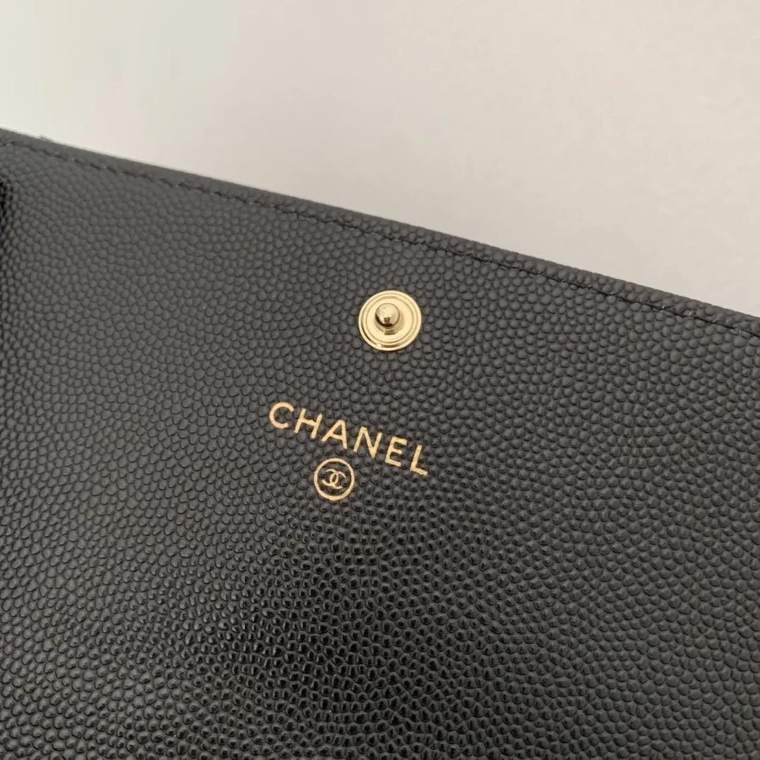 Chanel caviar quilted gusset flap Wallet