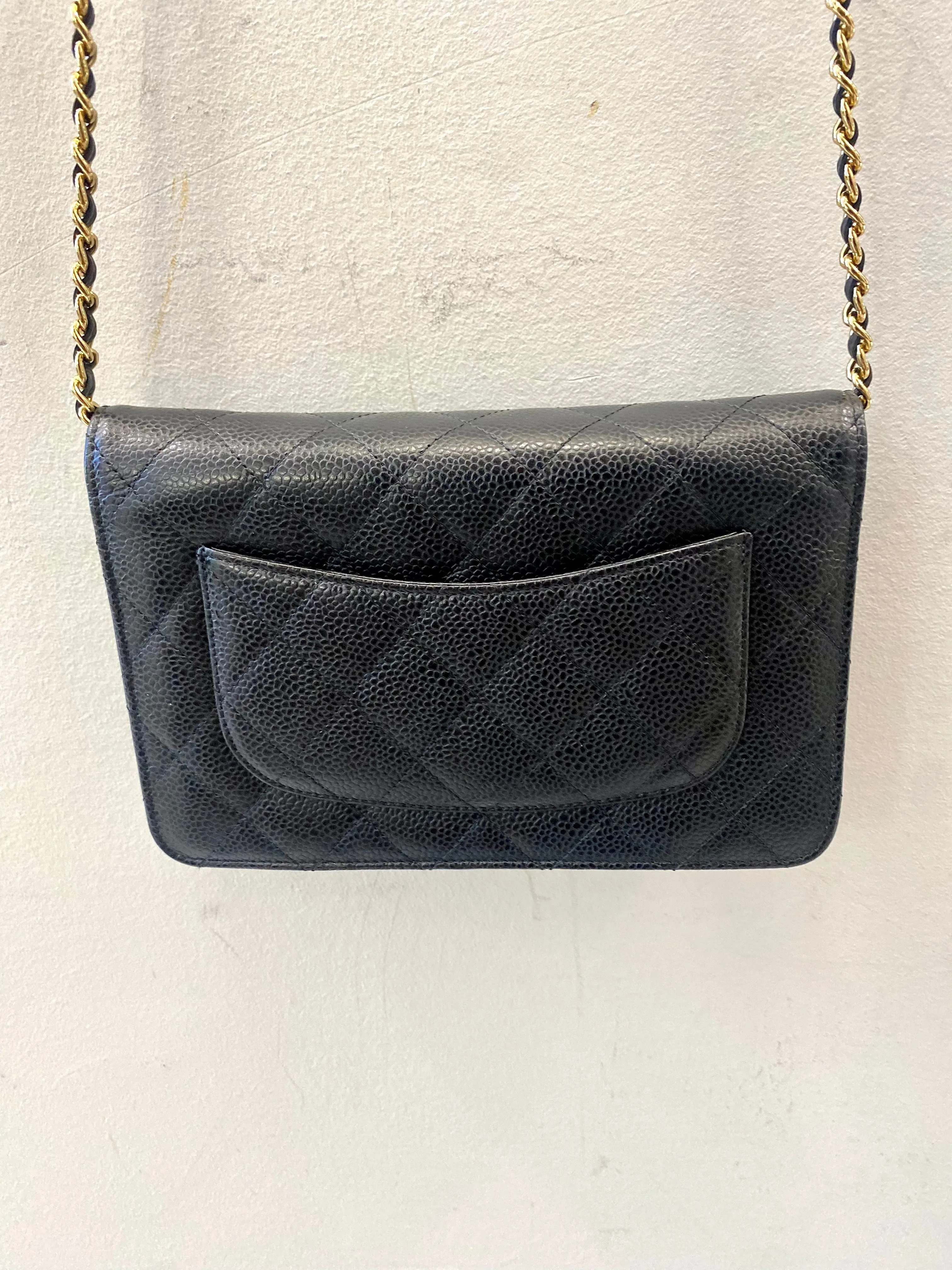CHANEL CC CAVIAR QUILTED  WALLET ON A CHAIN